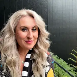 Christine — AQUAHUB TEAM MEMBER